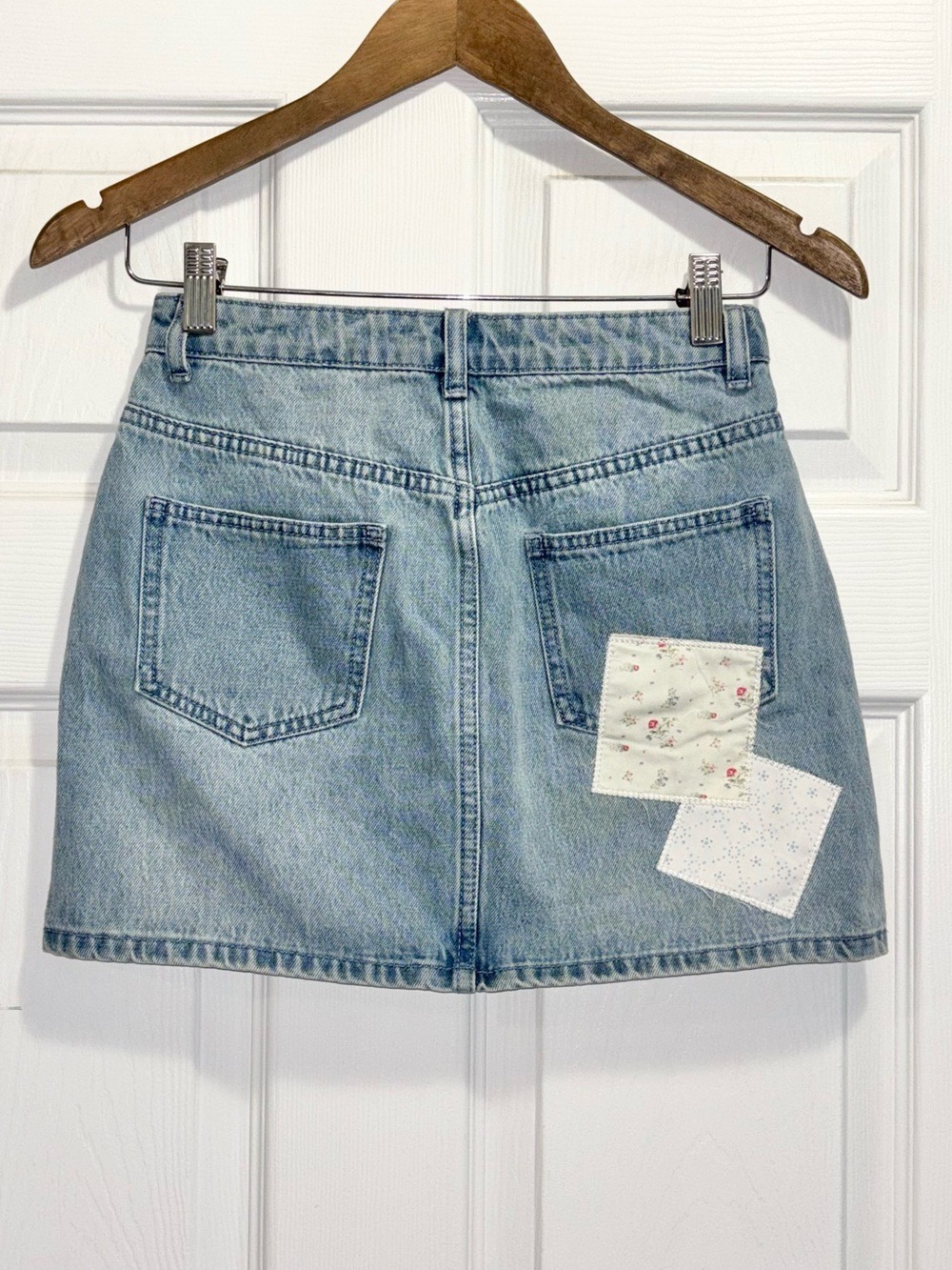 Dolls Kill x Holly Hobbie Dose Of Happy Patchwork Denim Skirt Jean Size XS - Picture 9 of 13